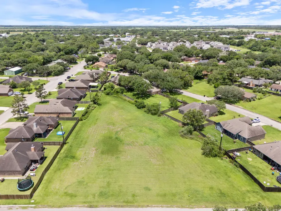 4520 Rattan Avenue, Bay City, TX 77414 - #2