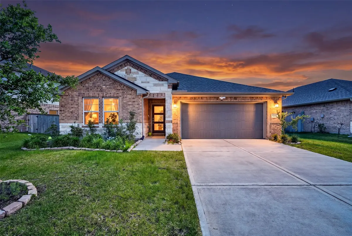 6342 Buffalo Bend Lane, Richmond, TX 77469 - #1
