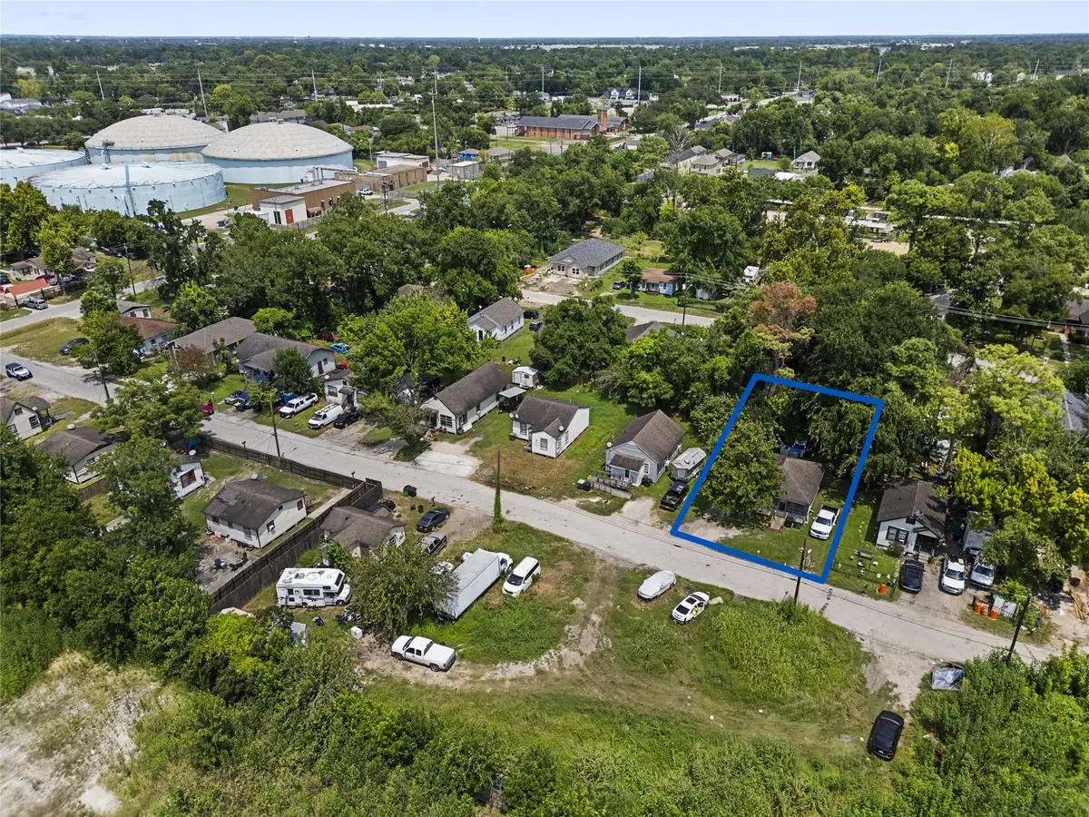 7324 Parkes Street, Houston, TX 77088 - Image #1