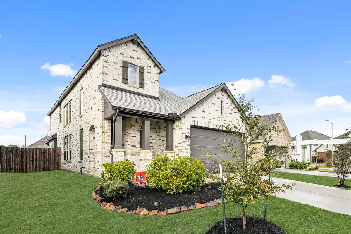 5010 Chestnut Orchard Drive, Houston, TX 77066 - #1