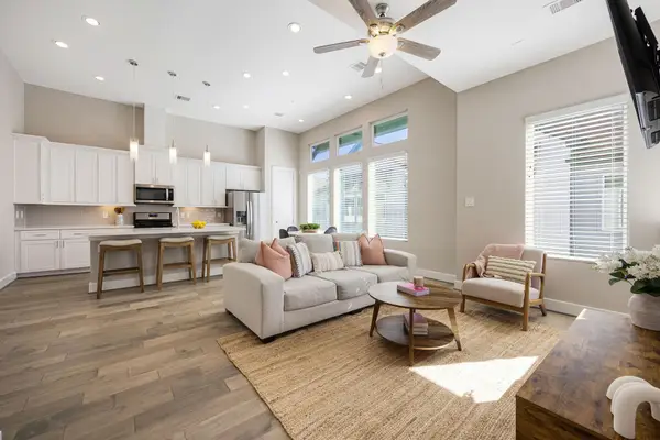 4450 W Tidwell Road #I, Houston, TX 77091