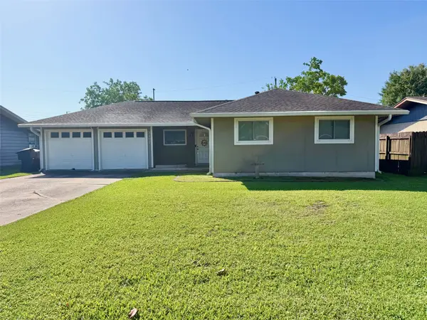 3407 Avenue N, Nederland, TX 77627