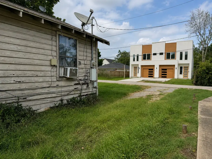 7826 Brandon Street, Houston, TX 77051 - #2