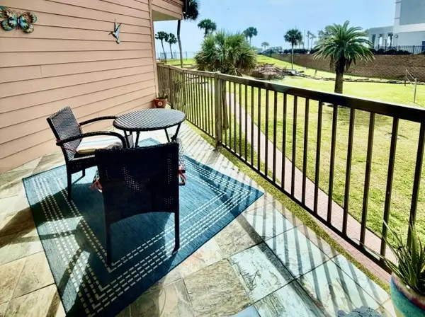 9520 Seawall Boulevard #111, Galveston, TX 77554