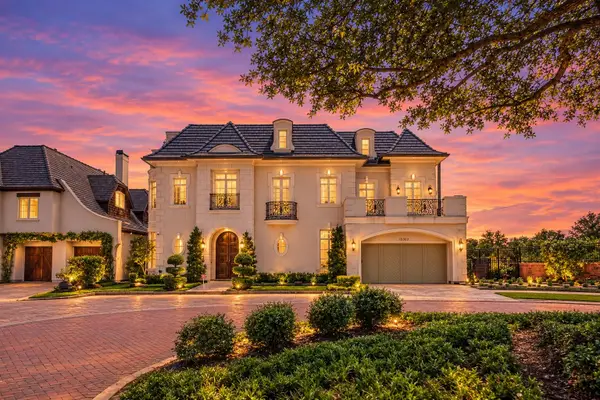15302 Oyster Creek Lane, Sugar Land, TX 77478