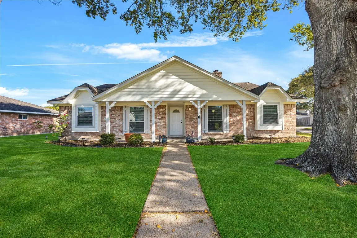 3202 Springhill Drive, Missouri City, TX 77459 - #1