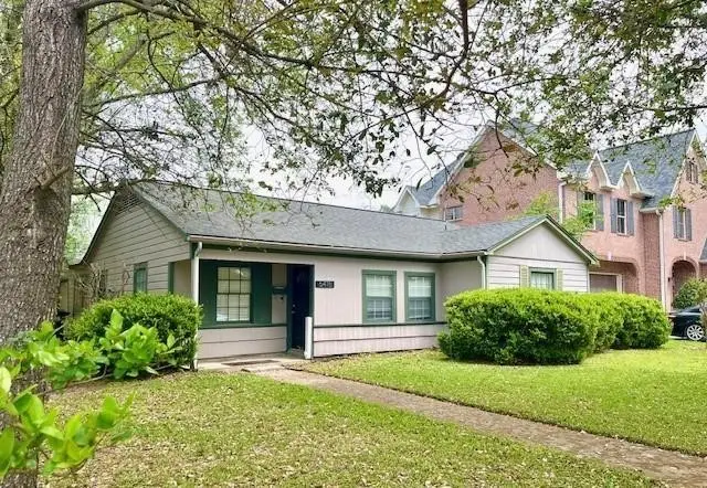 5418 Grand Lake Street, Houston, TX 77081 - #1