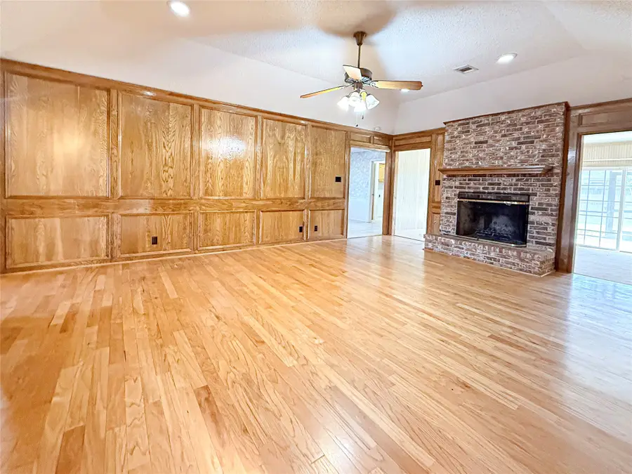 446 Countryside Drive, West Columbia, TX 77486 - #3