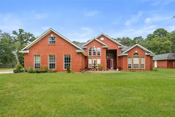 783 An County Road 165, Elkhart, TX 75839