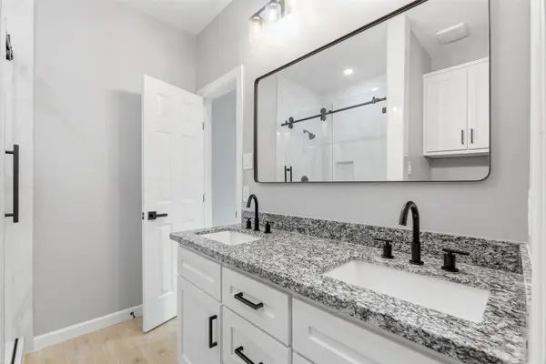 5014 E Meadow Drive, Deer Park, TX 77536