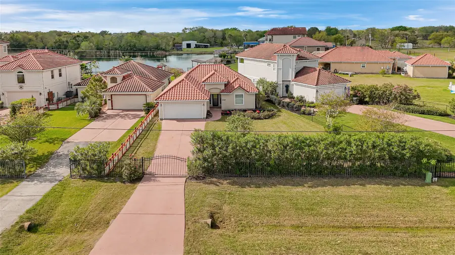 2767 Broadway Street, Dickinson, TX 77539 - #3