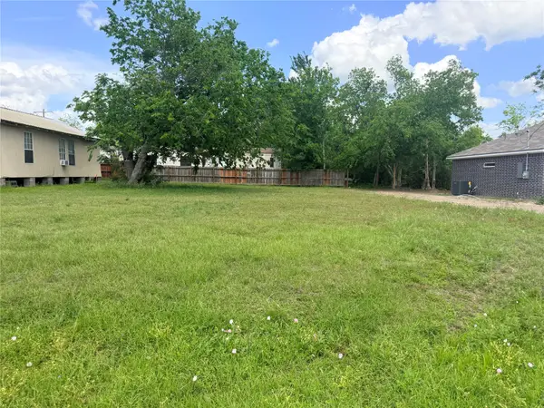 606 7th Street, Navasota, TX 77868