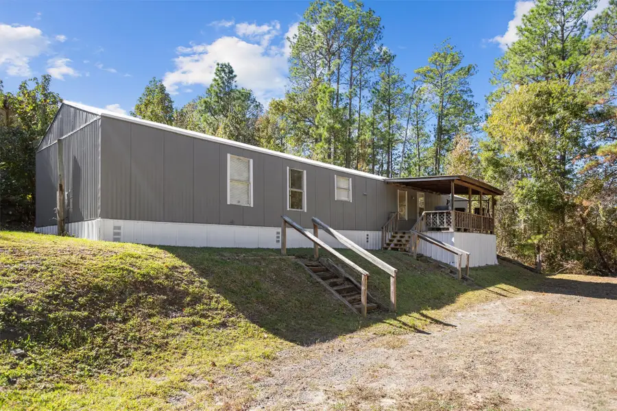 288 Cardinal Way Circle, Brookeland, TX 75931 - Image #2