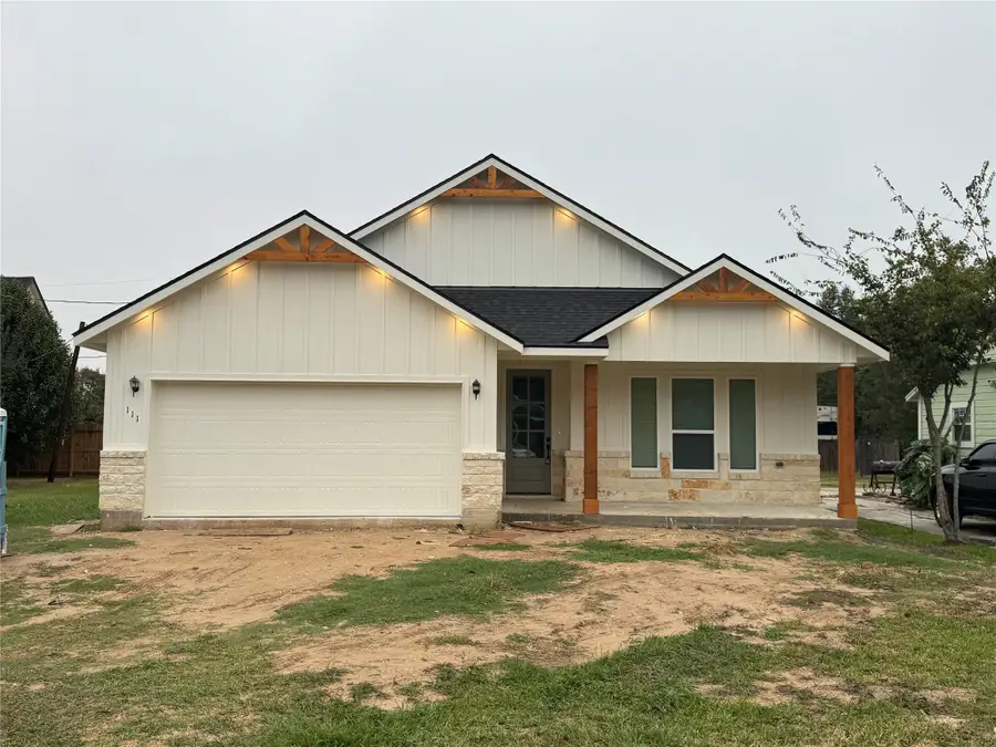 111 S Carroll Street, La Porte, TX 77571 - Image #2