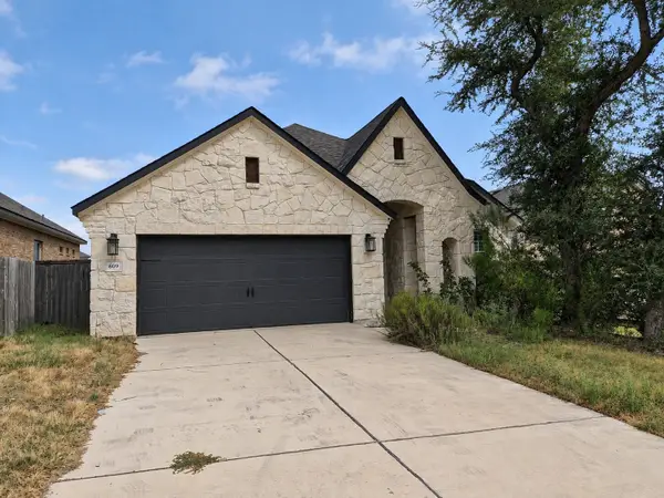 609 Pinnacle Drive, Georgetown, TX 78626