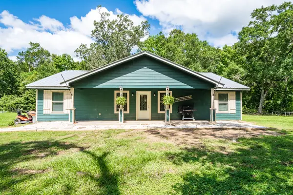 55 County Road 2287, Cleveland, TX 77327