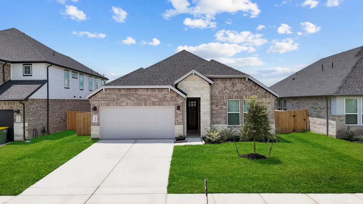 3339 Summercrisp Hollow Lane, Pearland, TX 77581 - #1