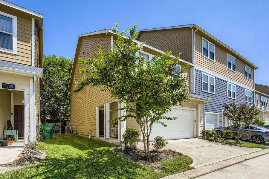 3527 Topango Drive, Pasadena, TX 77504 - #3