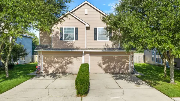 417 Folk Crest Lane, Dickinson, TX 77539