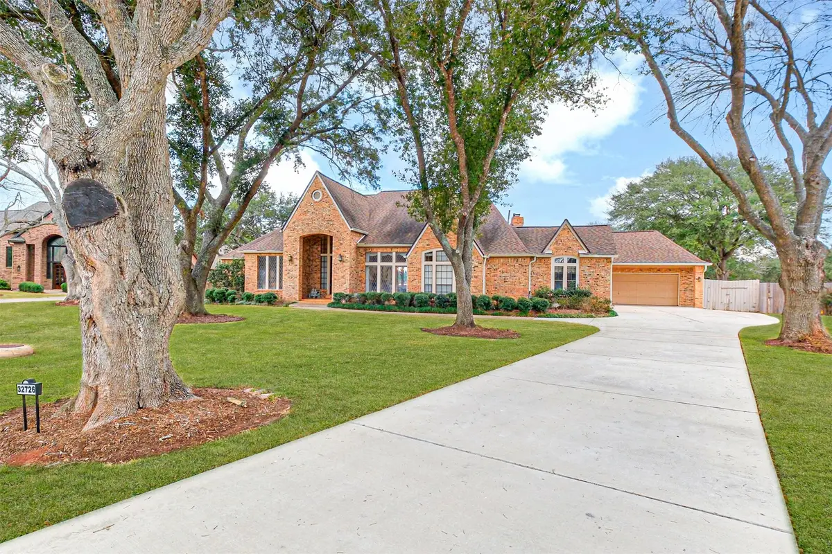 32726 Weybridge Street, Fulshear, TX 77441 - #1