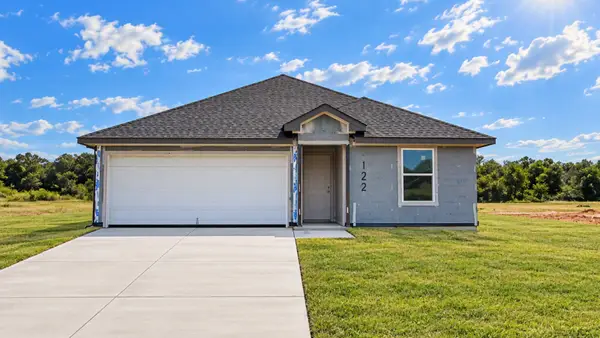122 Peluce Place, Caldwell, TX 77836