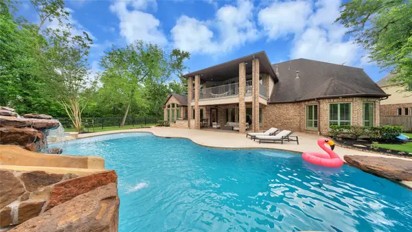 6102 Logan Creek Lane, Sugar Land, TX 77479