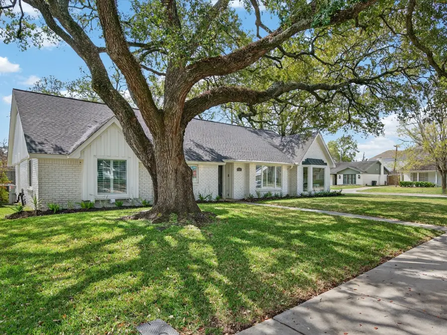 8015 Fairdale Lane, Houston, TX 77063 - #3