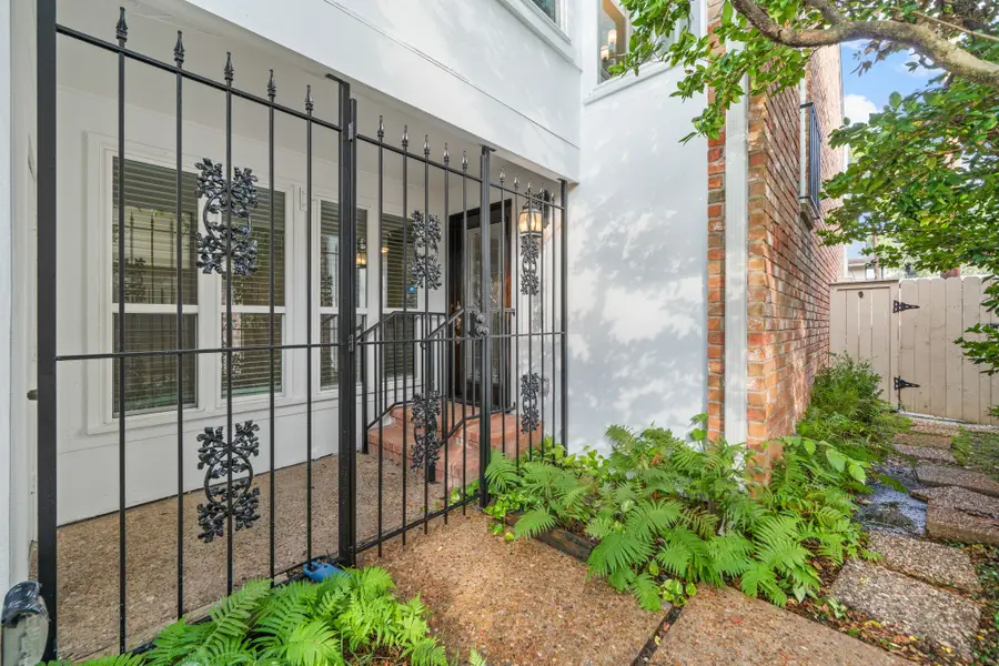 5815 Sugar Hill Drive, Houston, TX 77057 - Image #3