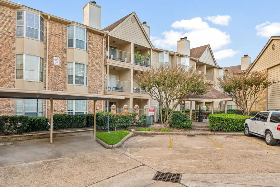 12550 Whittington Drive #811, Houston, TX 77077 - Image #3