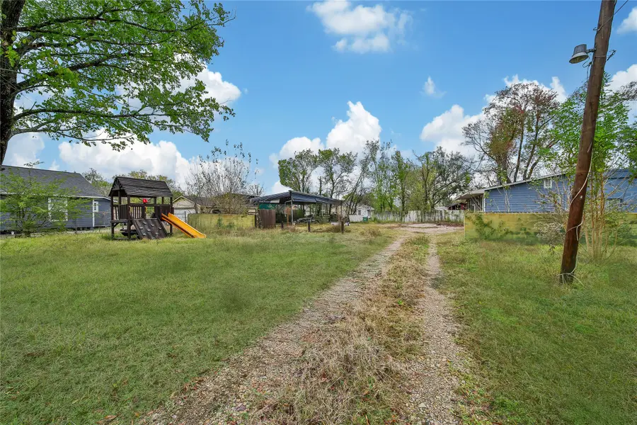 11005 Gloria Drive, Houston, TX 77013 - Image #2