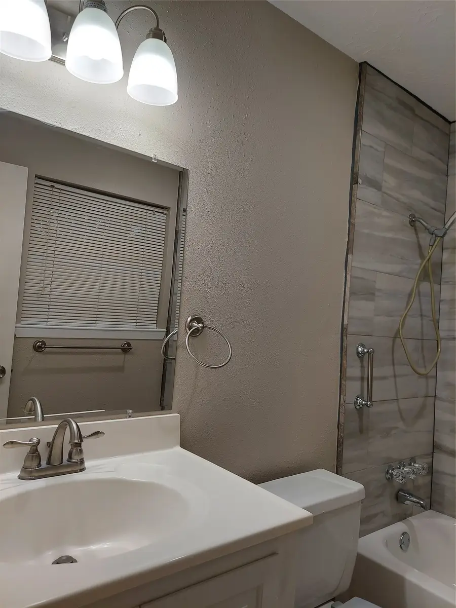 3878 Laura Leigh Drive, Friendswood, TX 77546 - #2