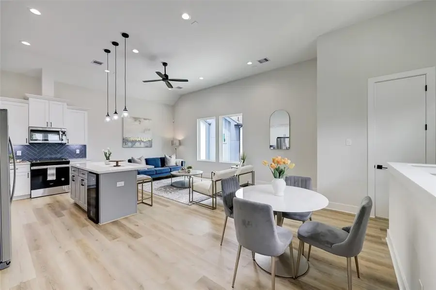 846 Elkhart Street #B, Houston, TX 77091 - #2