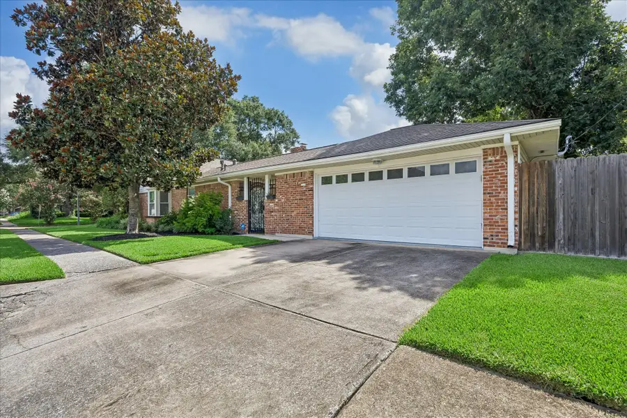 5547 Wigton Drive, Houston, TX 77096 - #3