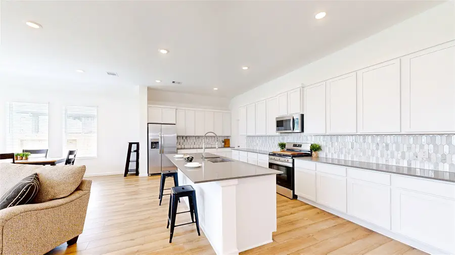 711 Hooks Trail Lane, League City, TX 77573 - Image #3