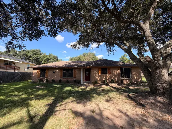 3103 Pennsylvania Road, Fresno, TX 77545