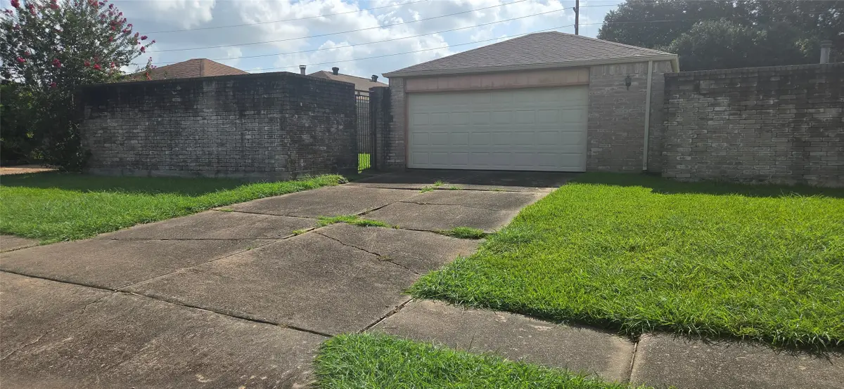 3807 Vineyard Drive, Houston, TX 77082 - #1