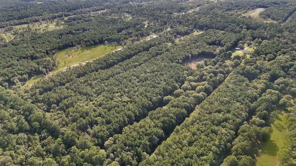 1583 County Road 3011, Dayton, TX 77535