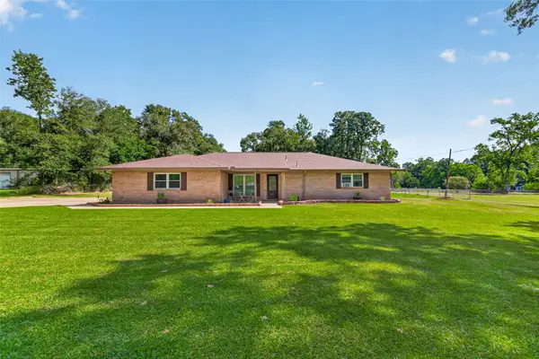 68 White Oak Drive, New Caney, TX 77357