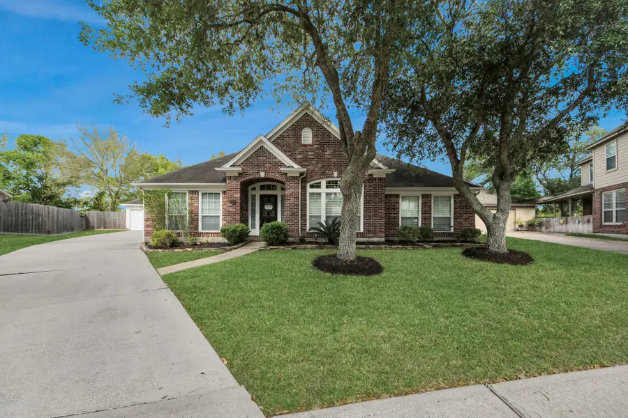 2802 Creek Bend Drive, Friendswood, TX 77546 - #3