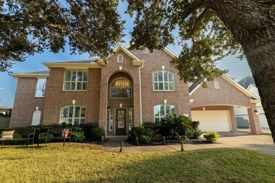 3811 Lakeridge Canyon Drive, Sugar Land, TX 77498 - Image #2