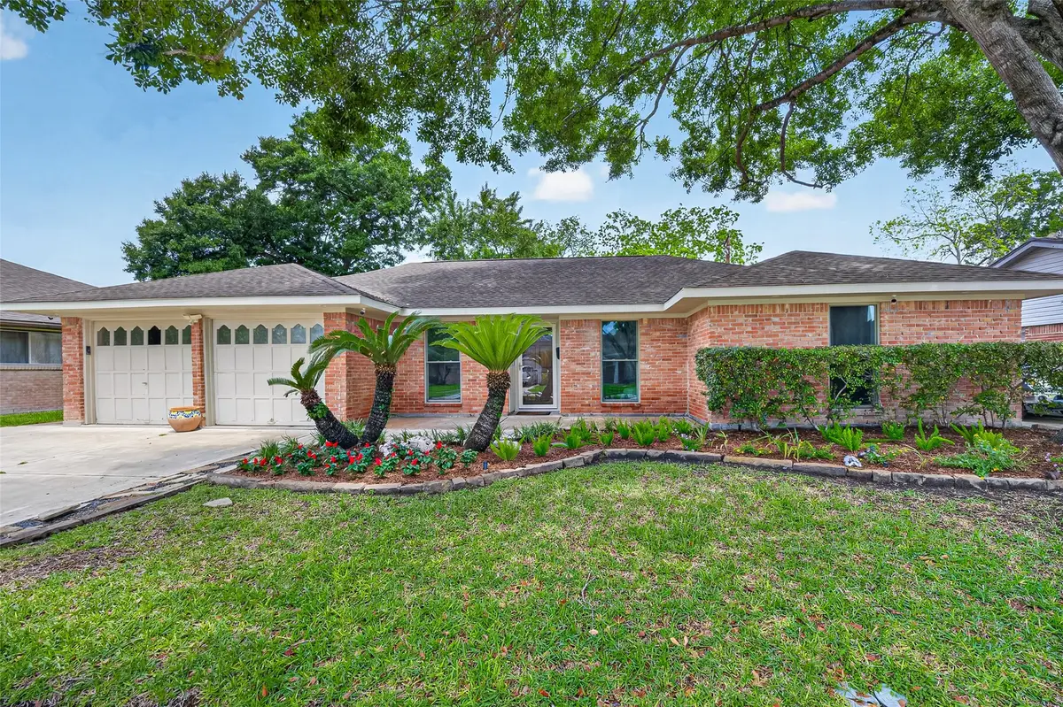 5926 Birdwood Road, Houston, TX 77074 - #1