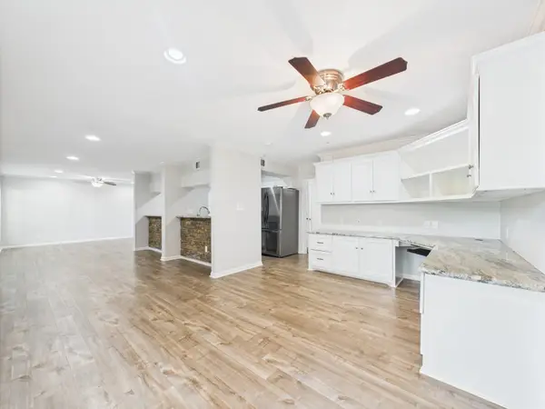 5333 Richmond Avenue #11, Houston, TX 77056