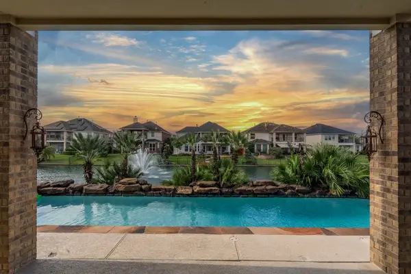 18119 Blues Point Drive, Cypress, TX 77429