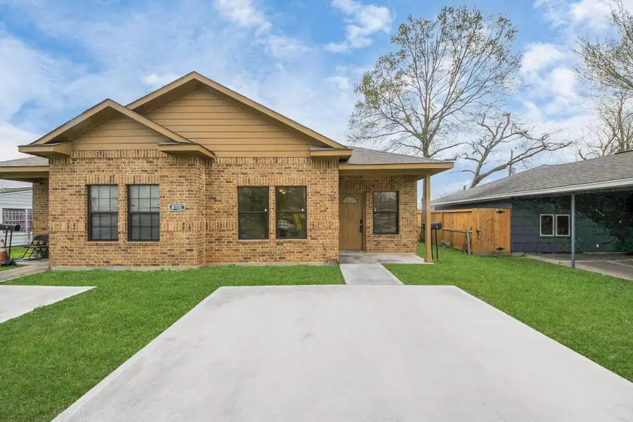 8115 Marcy Dr A/b Drive #A, Houston, TX 77033 - Image #2