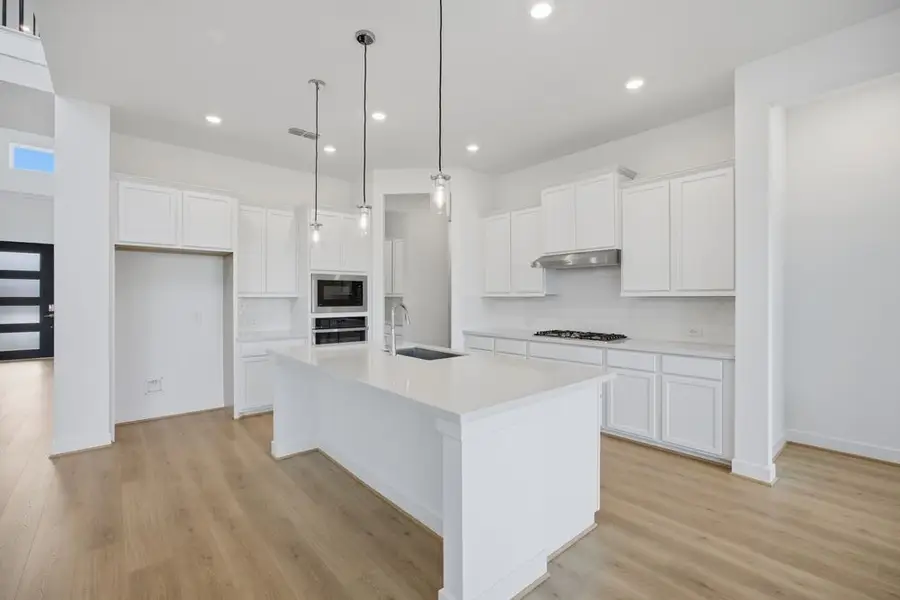 8926 Hampshire Oaks Drive, Cypress, TX 77433 - Image #2