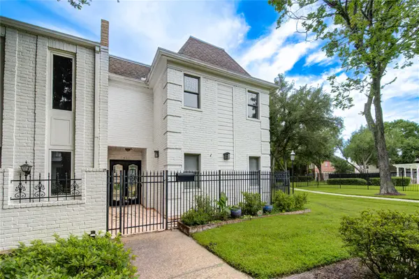 7622 Olympia Drive, Houston, TX 77063
