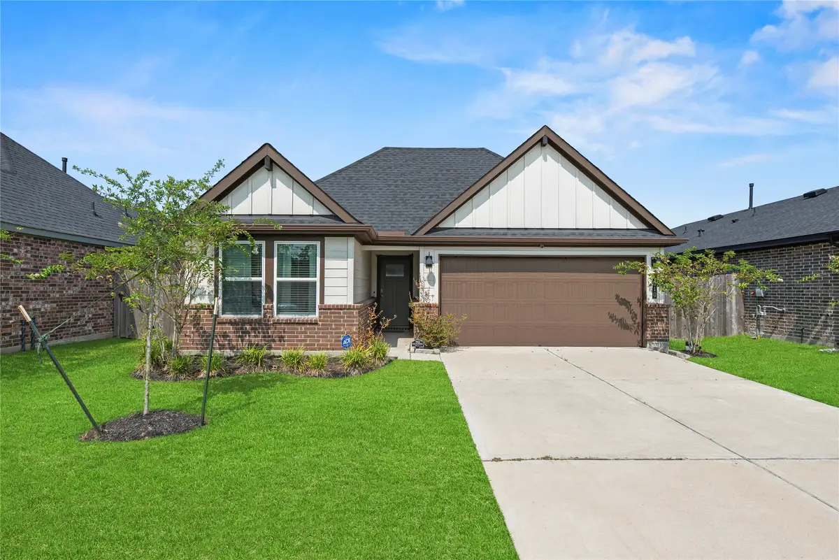 5010 Pine Haven Lane, Fresno, TX 77545 - Image #1