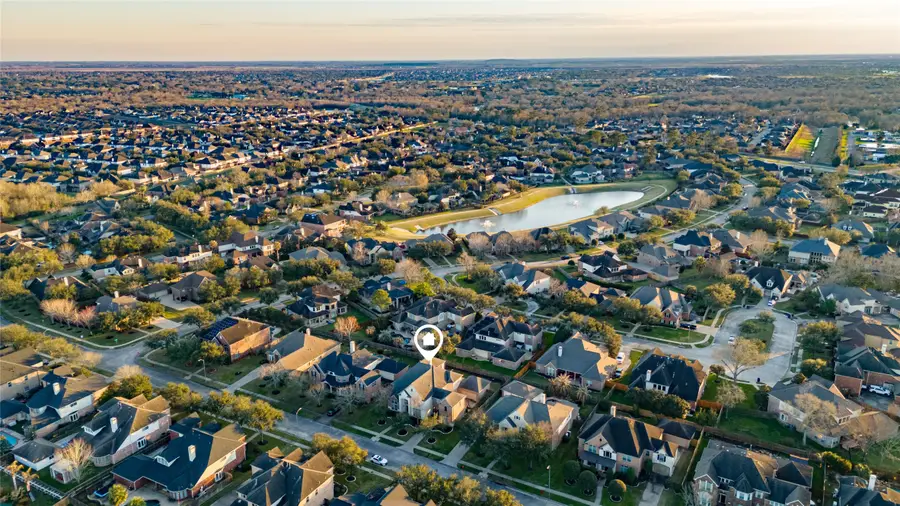 3221 Duchess Park Lane, Friendswood, TX 77546 - Image #3