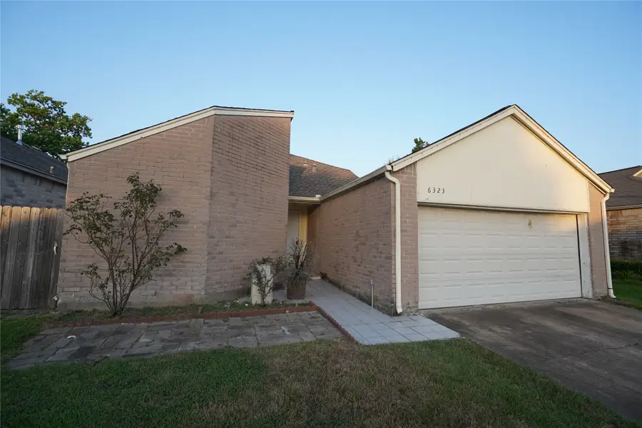 6323 Gladewell Drive, Houston, TX 77072 - #2