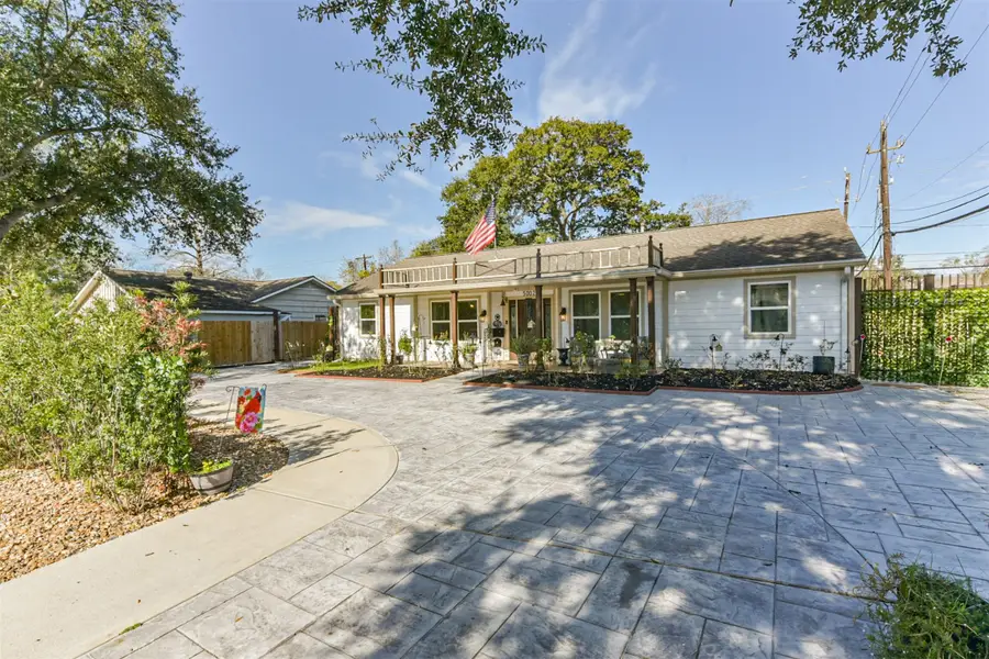 5002 Beechnut Street, Houston, TX 77096 - Image #2